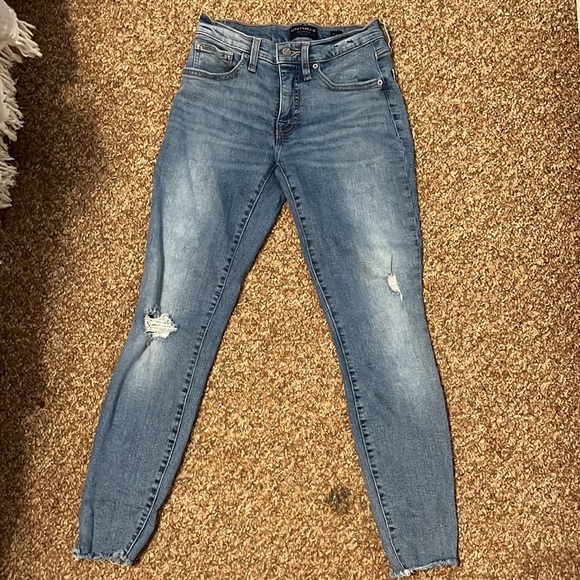 Lucky Brand Jeans - Picture 4 of 5